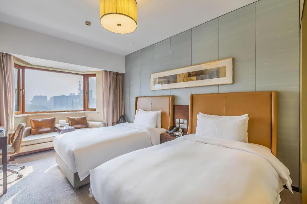 Shijiazhuang International Building Hotel Bagian luar foto