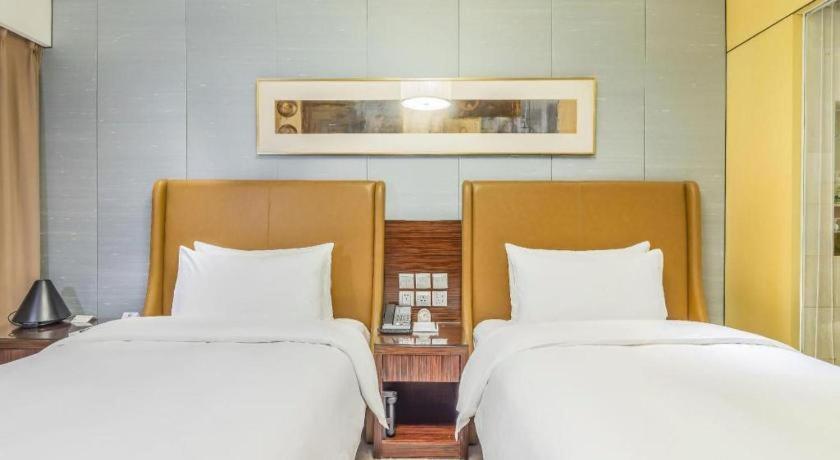 Shijiazhuang International Building Hotel Bagian luar foto