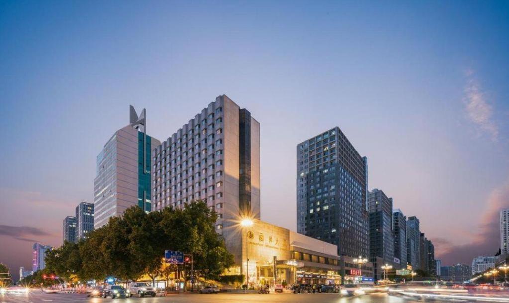 Shijiazhuang International Building Hotel Bagian luar foto
